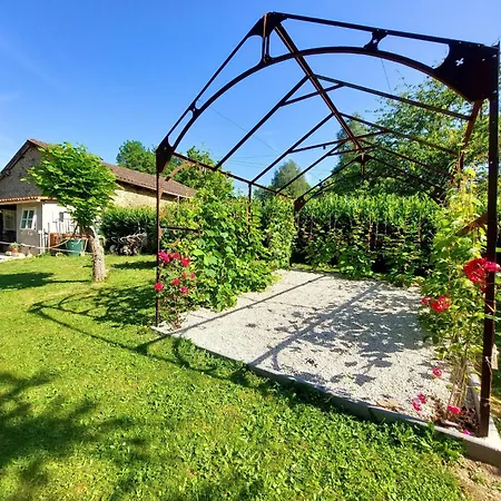 Glamping With Private Bathroom And Spacious Garden, Cleaning Included Luxusní stan