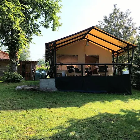 Glamping With Private Bathroom And Spacious Garden, Cleaning Included *