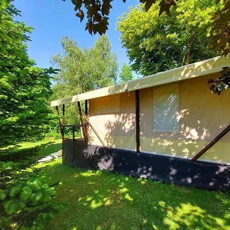 Glamping With Private Bathroom And Spacious Garden, Cleaning Included * Roussines